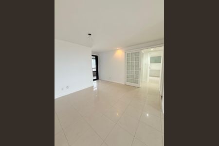 10_photo/07161b4de3.cf23e325b2a85fb2-ATLAS-5131736b-4bed-4d32-8413-d8fe42a40d0a.jpg de apartamento à venda com 4 quartos, 150m² em Candeal, Salvador