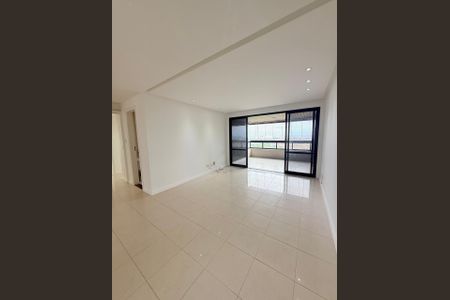 11_photo/07161b4de3.cf23e325b2a85fb2-ATLAS-528be6f0-b7c1-4540-bd77-12a2e0727400.jpg de apartamento à venda com 4 quartos, 150m² em Candeal, Salvador