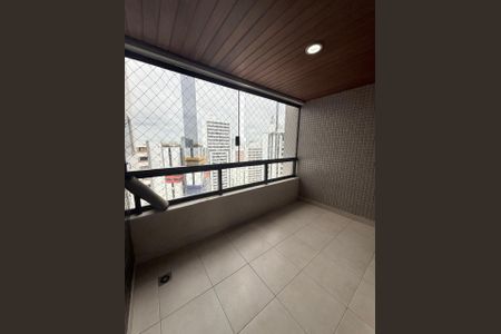 10_photo/07161b4de3.cf23e325b2a85fb2-ATLAS-a6738e27-0d87-46b6-9cc0-a8e29fba6156.jpg de apartamento à venda com 4 quartos, 150m² em Candeal, Salvador