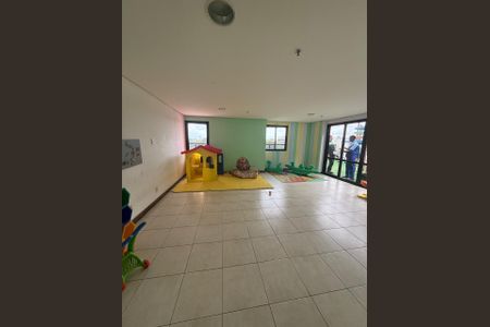 23_photo/07161b4de3.cf23e325b2a85fb2-ATLAS-c4c44830-ddc3-4209-9c13-4e0128798098.jpg de apartamento à venda com 4 quartos, 150m² em Candeal, Salvador