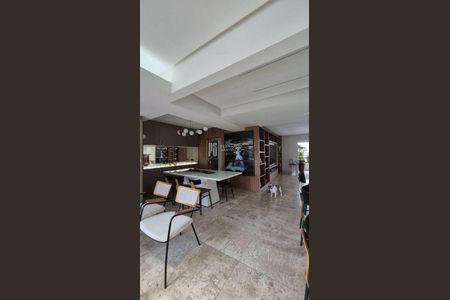 11_photo/07161b4e57.aafc750051720c32-ATLAS-6d78871e-dee1-48ba-ae26-e1cfc470fb42.jpg de apartamento à venda com 3 quartos, 188m² em Candeal, Salvador