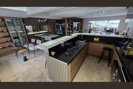 12_photo/07161b4e57.aafc750051720c32-ATLAS-c10b6f0d-bed5-47d8-a087-daa0f06ec37f.jpg de apartamento à venda com 3 quartos, 188m² em Candeal, Salvador