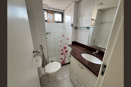 7_photo/07161b4e63.8c7795a7de180b28-ATLAS-61c526eb-fd35-43f2-b3dd-50d7f2c656bc.jpg de apartamento para alugar com 4 quartos, 135m² em Candeal, Salvador