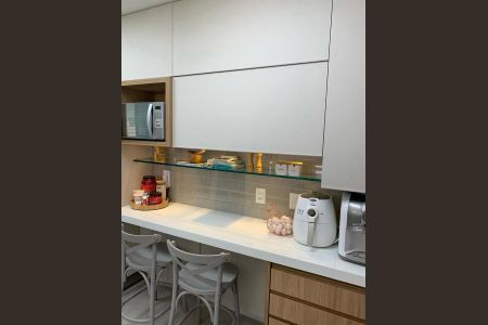 18_photo/07161b5c49.8ca146e4695ff152-ATLAS-23156513-69c0-4d0a-b2ec-e1d0cfeeea59.jpg de apartamento à venda com 3 quartos, 140m² em Pituba, Salvador