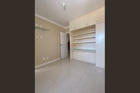 12_photo/07161b5db1.ceff8192393c33de-ATLAS-e44b386e-5519-4774-b1a3-9dbf510b1abd.jpg de apartamento à venda com 5 quartos, 180m² em Pituba, Salvador