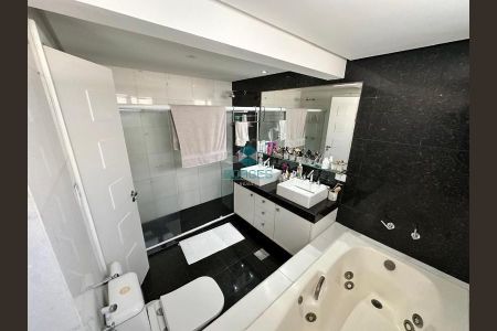 18_photo/07161b5dff.93d48dd0d31087ed-ATLAS-9a2f4bc8-a479-4655-b60b-cae006586c5c.jpg de apartamento à venda com 4 quartos, 248m² em Pituba, Salvador