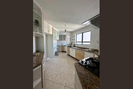 28_photo/07161b5f0f.cc80a849dbb3670d-ATLAS-d514a54d-57bc-46c3-bb26-413976cd4f2b.jpg de apartamento à venda com 3 quartos, 285m² em Pituba, Salvador