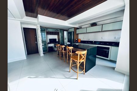 13_photo/07161b60cf.85af573e44074131-ATLAS-61a1ac38-2991-4e53-bf8c-e53ba9c7b2ae.jpg de apartamento à venda com 3 quartos, 466m² em Pituba, Salvador