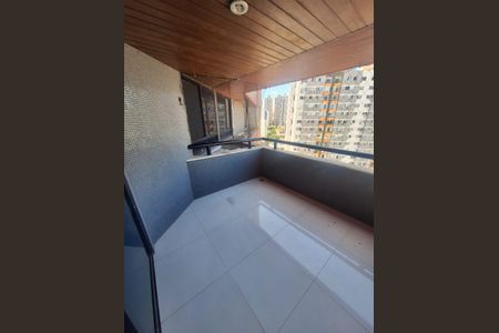 11_photo/07161b65ed.a6ce0ea4b86a4b3a-ATLAS-506b0046-fe59-4599-b3aa-ed9e4ba5b94d.jpg de apartamento à venda com 4 quartos, 168m² em Pituba, Salvador