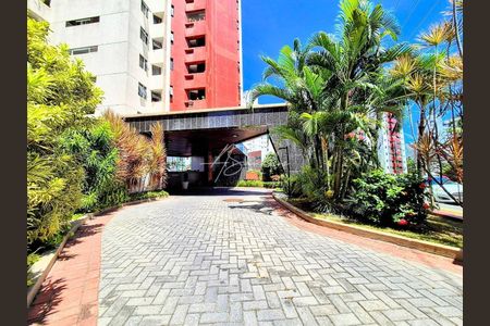 45_photo/07161b665d.cf45909c23a84a68-ATLAS-cd03a006-d61d-49d8-8c4b-e2fbd03cf50a.jpg de apartamento à venda com 4 quartos, 167m² em Pituba, Salvador