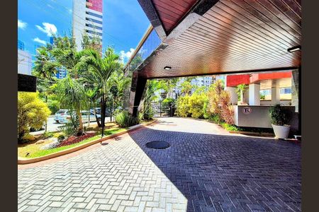 91_photo/07161b6661.10ac7d59f8156046-ATLAS-fa8f019e-a2b5-4504-bd18-0e998a4c0a1c.jpg de apartamento para alugar com 4 quartos, 168m² em Pituba, Salvador