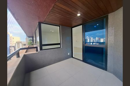 10_photo/07161b6661.fe134200941fedba-ATLAS-2e8fbc5d-d06f-4fbd-8e52-7cc7303c232e.jpg de apartamento para alugar com 4 quartos, 168m² em Pituba, Salvador