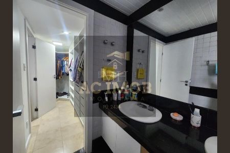 12_photo/07161b6779.e1dc19bfab364f68-ATLAS-2eab2361-ca0f-4e8e-ac28-fe393645ef8a.jpg de apartamento à venda com 5 quartos, 283m² em Pituba, Salvador