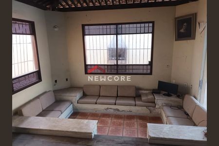 11_photo/07161b67e3.7e2ea02b9085bf9d-ATLAS-946fca18-75de-41e2-9258-81bfdbafaf2a.jpg de casa à venda com 5 quartos, 200m² em Pituba, Salvador