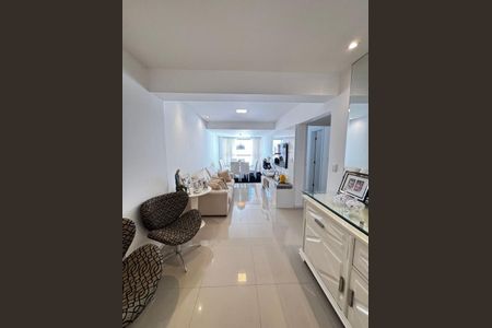 7_photo/07161b681f.aafc750051720c32-ATLAS-3c001a8d-9bbc-4c18-856c-c96c2af3d6ed.jpg de apartamento à venda com 2 quartos, 84m² em Pituba, Salvador