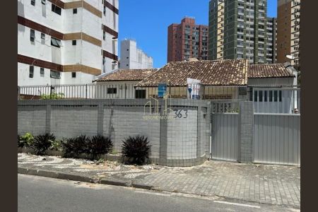 4_photo/07161b6849.2fc54a3393eb30ba-ATLAS-a0acc61d-6826-4dbb-a962-534366d3b91e.jpg de casa à venda com 3 quartos, 421m² em Pituba, Salvador