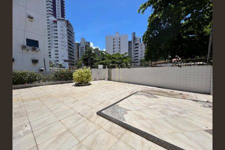 9_photo/07161b6849.2fc54a3393eb30ba-ATLAS-c91b608f-babd-47ae-87c9-e73889cbe15d.jpg de casa à venda com 3 quartos, 421m² em Pituba, Salvador