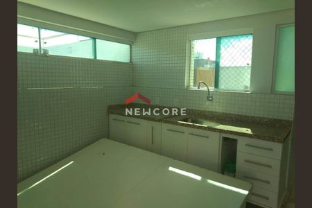 13_photo/07161b6e2d.a64aef6598c47c00-ATLAS-6ce4b64c-b1c8-487d-8418-07292e4e919a.jpg de apartamento à venda com 4 quartos, 235m² em Pituba, Salvador