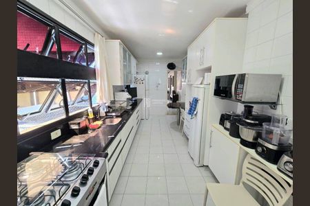 23_photo/07161b7011.1d0d827e26d2d819-ATLAS-ae25e4c6-5d3e-465b-9a95-6f7170e7bfdb.jpg de apartamento à venda com 4 quartos, 228m² em Pituba, Salvador