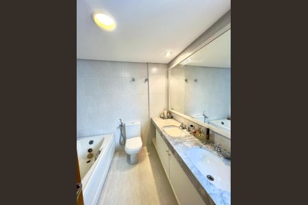 16_photo/07161b702b.04f4efb4ec0e2ec3-ATLAS-3ecaf1db-e247-418f-928a-6663408f69fd.jpg de apartamento à venda com 3 quartos, 60m² em Pituba, Salvador