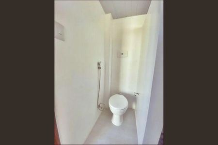 17_photo/07161b751d.c48b7c1e58d559fc-ATLAS-359809e5-b3fd-4522-8d10-bf0ce5f3cf7d.jpg de apartamento à venda com 3 quartos, 160m² em Costa Azul, Salvador