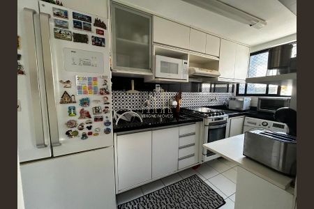 3_photo/07161b9fff.821bca6a381fcd78-ATLAS-0fa0f6b2-e150-4aeb-8102-bb2547828b66.jpg de apartamento à venda com 2 quartos, 116m² em Costa Azul, Salvador