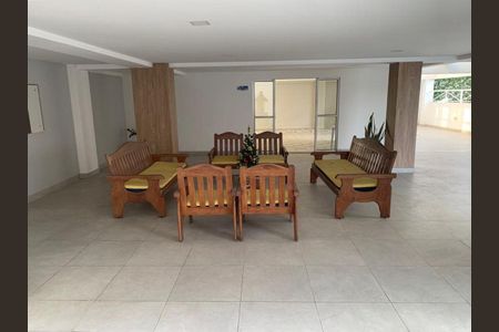 9_photo/07161ba025.f861ecc718bdcbd7-ATLAS-bc4fa4a6-24f3-49d2-b35b-16e4c23e41d1.jpg de apartamento para alugar com 2 quartos, 60m² em Jardim Armação, Salvador