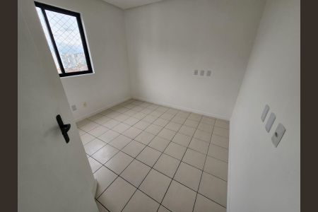 2_photo/07161ba989.daacf35cbb01ed3b-ATLAS-0e1a7044-e8a3-41c2-9c56-04afffca624d.jpg de apartamento à venda com 3 quartos, 73m² em Jardim Armação, Salvador