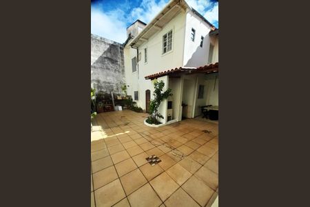 11_photo/07161baf2d.9b0e853e47463488-ATLAS-9dbc3bfc-ea07-49e6-96b4-8c3c78106b06.jpg de casa à venda com 4 quartos, 215m² em Jardim Armação, Salvador