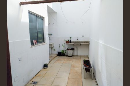 4_photo/07161ca0cd.97484f792a469e2d-ATLAS-437ba86e-a1d6-4ff5-a741-b4a9d630c73e.jpg de casa para alugar com 4 quartos, 136m² em Pituba, Salvador