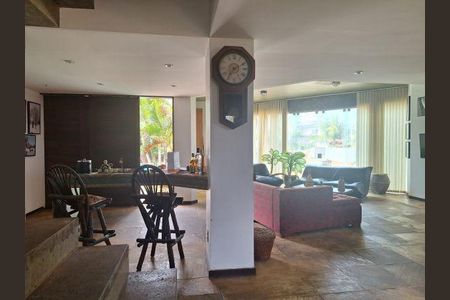 12_photo/07163d8027.8ca146e4695ff152-ATLAS-d3d4b252-032a-4672-bf17-73e7e01dc1ff.jpg de casa à venda com 4 quartos, 272m² em Praia do Flamengo, Salvador