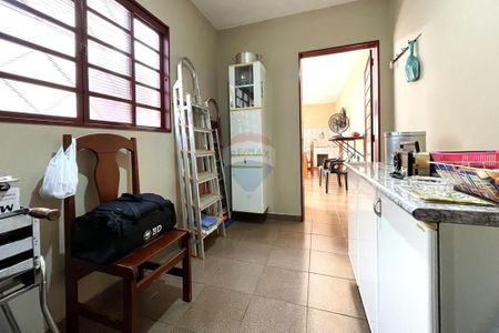 32_photo/94b99575df.7a69ff73eb43ff8d-ATLAS-cd941169-22a7-4903-bfb6-a37d36667e53.jpg de casa à venda com 3 quartos, 157m² em Adelino Simioni, Ribeirão Preto