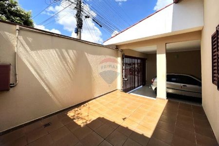 4_photo/94b99575df.7a69ff73eb43ff8d-ATLAS-d8b10c5a-640d-497e-9b5a-357cef9c061d.jpg de casa à venda com 3 quartos, 157m² em Adelino Simioni, Ribeirão Preto