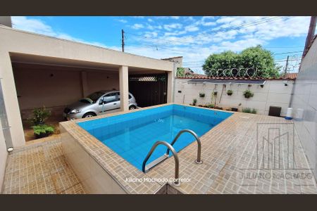4_photo/94b9958059.1c30879e3ee593f9-ATLAS-be0b6e94-c50e-4874-8eec-1cb5bea25843.jpg de casa à venda com 3 quartos, 150m² em Subsetor Norte - 7 (N-7), Ribeirão Preto