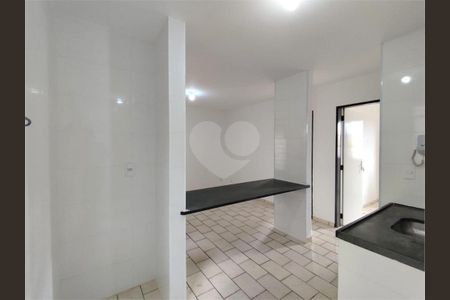 4_photo/94b9958b73.0b41dd9f8e6ad8d9-ATLAS-fbff1bdd-2cd4-4a0a-87fa-0e80aa66a071.jpg de apartamento à venda com 2 quartos, 40m² em Residencial das Americas, Ribeirão Preto