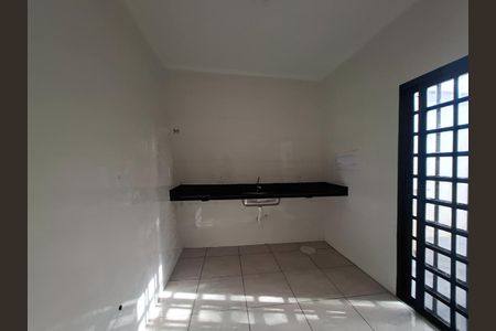 12_photo/94b9958e4d.bd95fcb46c94ff0b-ATLAS-5ee06ac1-847d-4e0a-9bcd-6ffb67e5e767.jpg de casa à venda com 3 quartos, 110m² em Geraldo C Carvalho, Ribeirão Preto