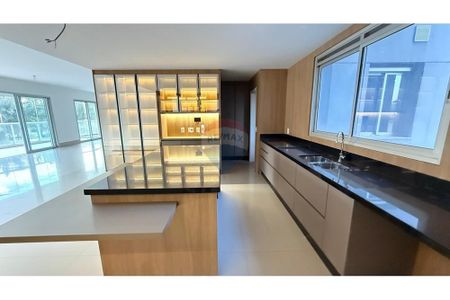 43_photo/94b9958ec7.bdf1def5ceb5107f-ATLAS-44bc9d6a-8e17-4d75-b44d-27478309618c.jpg de apartamento para alugar com 4 quartos, 322m² em Jardim Silvio Passalacqua, Ribeirão Preto