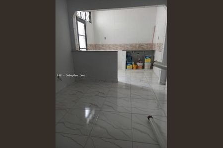 5_photo/94b9959591.ceff8192393c33de-ATLAS-380af76e-9219-42e4-ad00-541cd2c9d977.jpg de casa à venda com 4 quartos, 110m² em Jardim Heitor Rigon, Ribeirão Preto