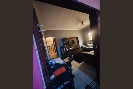 10_photo/94b995be39.ceff8192393c33de-ATLAS-c6d2a2a1-32fa-4b6c-8479-6c406ddf943c.jpg de casa à venda com 2 quartos, 180m² em Jardim Heitor Rigon, Ribeirão Preto