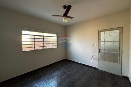 12_photo/94b995f317.7a69ff73eb43ff8d-ATLAS-7d8e1c95-a054-4c1f-9386-49a026d1121f.jpg de casa à venda com 4 quartos, 160m² em Jardim Alexandre Balbo, Ribeirão Preto