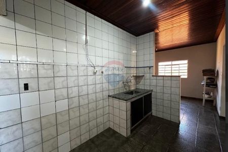 9_photo/94b995f317.7a69ff73eb43ff8d-ATLAS-98b8298d-eaa4-4ac9-8a5a-d16b0be416e4.jpg de casa à venda com 4 quartos, 160m² em Jardim Alexandre Balbo, Ribeirão Preto