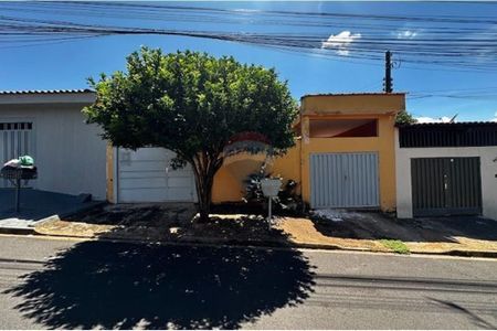 2_photo/94b995f317.7a69ff73eb43ff8d-ATLAS-9cff0457-bec3-45cd-9673-577dbec976c1.jpg de casa à venda com 4 quartos, 160m² em Jardim Alexandre Balbo, Ribeirão Preto