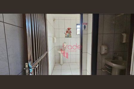 2_photo/94b995fd2d.e8d6ce0350ca3e84-ATLAS-0a438703-d757-40d0-8834-66b29321dadc.jpg de casa à venda com 3 quartos, 320m² em Parque das Andorinhas, Ribeirão Preto