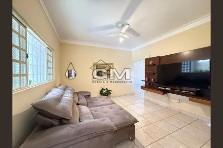 7_photo/94b995fdcd.ceff8192393c33de-ATLAS-c4c9e1e6-ab29-4827-9d3f-f2eec3edcd7f.jpg de casa à venda com 2 quartos, 126m² em Planalto Verde, Ribeirão Preto
