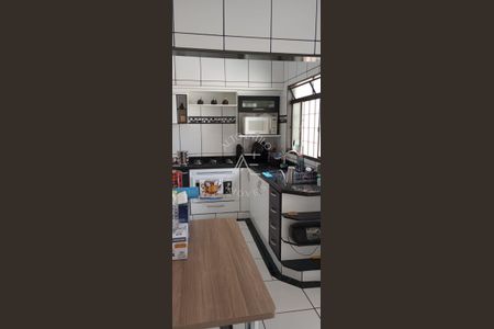 2_photo/94b995fecf.2d5b66cf4807465a-ATLAS-3435b1fa-e699-49ba-8de3-125d98bd2dbd.jpg de casa à venda com 3 quartos, 180m² em Planalto Verde, Ribeirão Preto