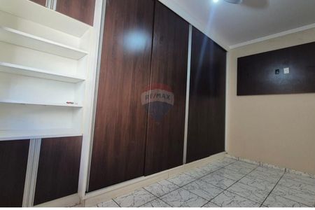 3_photo/94b9960073.751bca41ac608a7d-ATLAS-2ccfb8df-0a35-403c-9adb-2654331dee62.jpg de casa à venda com 3 quartos, 161m² em Planalto Verde, Ribeirão Preto