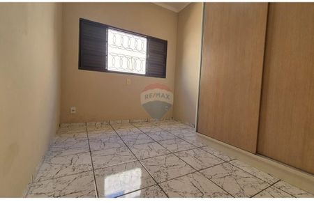 11_photo/94b9960073.751bca41ac608a7d-ATLAS-b86f3fc7-3ea2-4408-add8-e138e2cb633f.jpg de casa à venda com 3 quartos, 160m² em Planalto Verde, Ribeirão Preto