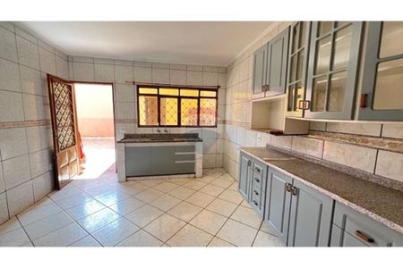 9_photo/94b996028d.3c2637ef58290670-ATLAS-6660cbbc-0523-45f1-9796-e69bd83f79fb.jpg de casa para alugar com 3 quartos, 133m² em Jardim Arlindo Laguna, Ribeirão Preto