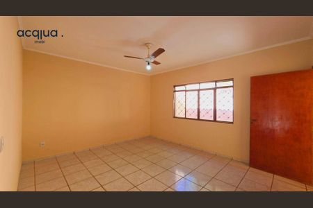 9_photo/94b996028d.3c2637ef58290670-ATLAS-70e1a64c-7af0-41a3-a440-bca68dd824ce.jpg de casa para alugar com 3 quartos, 133m² em Jardim Arlindo Laguna, Ribeirão Preto