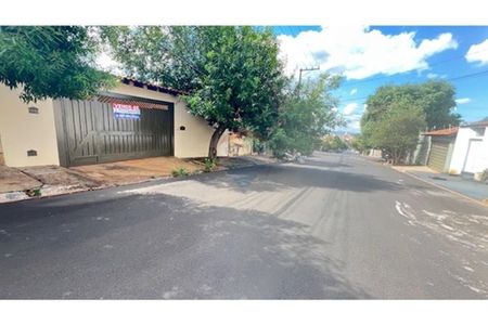 5_photo/94b996028d.3c2637ef58290670-ATLAS-c1513af3-6a3c-4e84-9d3a-7cd3a74f951d.jpg de casa para alugar com 3 quartos, 133m² em Jardim Arlindo Laguna, Ribeirão Preto